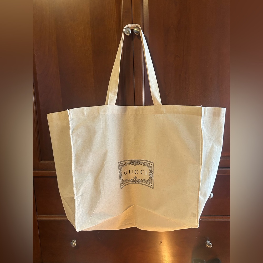 Gucci Large Natural Canvas Tote with Logo on Both Sides